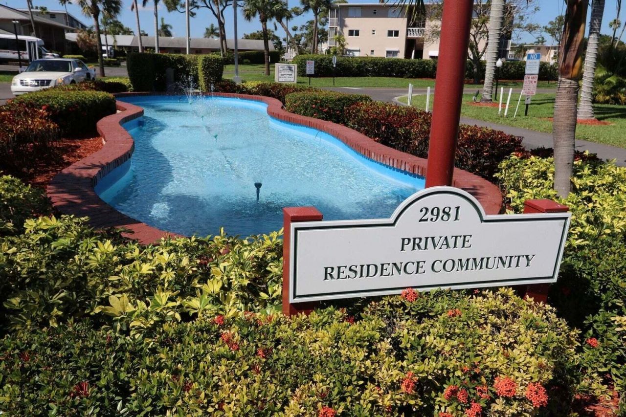 2855 S Garden Drive, Unit 211, Lake Worth, FL 33461 Photo