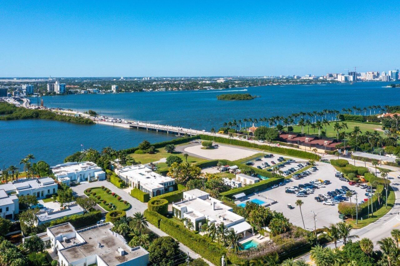 100 Regents Park Road, Palm Beach, FL 33480 Photo