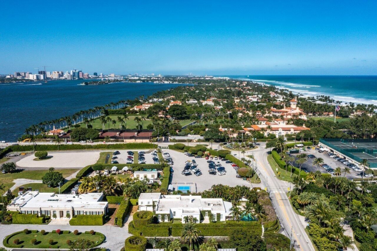 100 Regents Park Road, Palm Beach, FL 33480 Photo