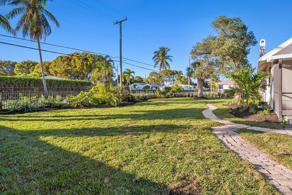 436 51st Street, West Palm Beach, FL 33407 Photo