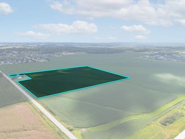 26.35 Acres M/L Quass Rd, Robins, IA 52328