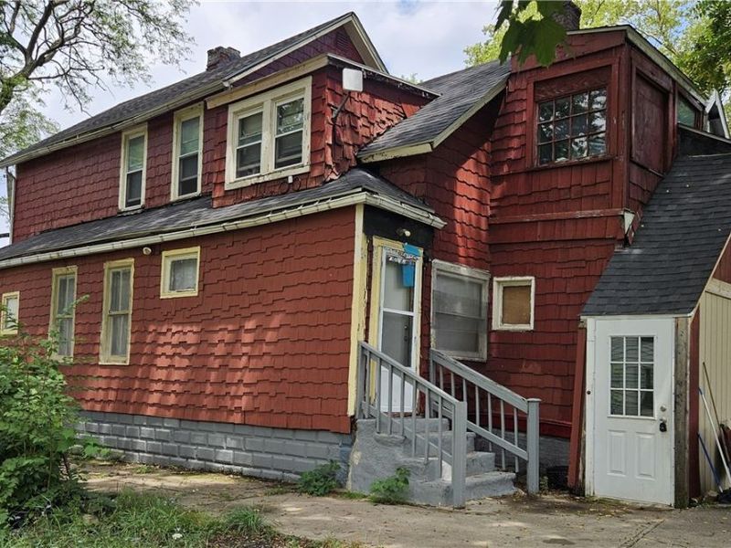 9016 Harris Avenue, Cleveland, OH 44104 Photo 2