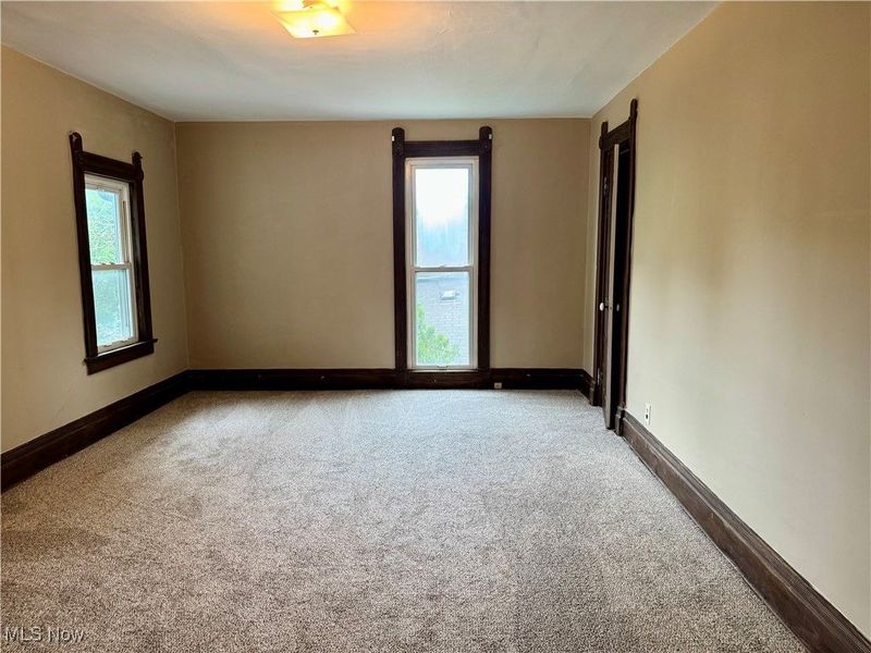 420 East Avenue, Elyria, OH 44035 Photo 13