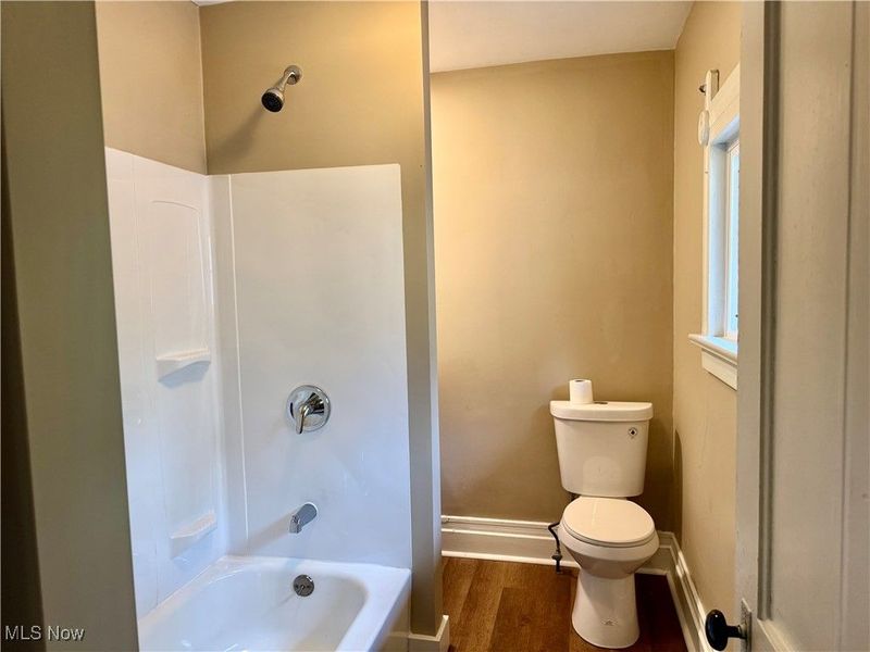 420 East Avenue, Elyria, OH 44035 Photo 15