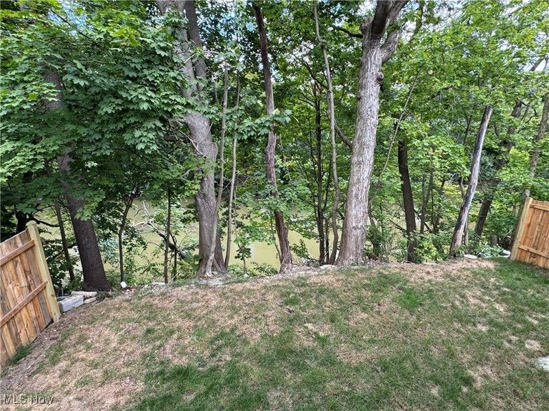 420 East Avenue, Elyria, OH 44035 Photo 20