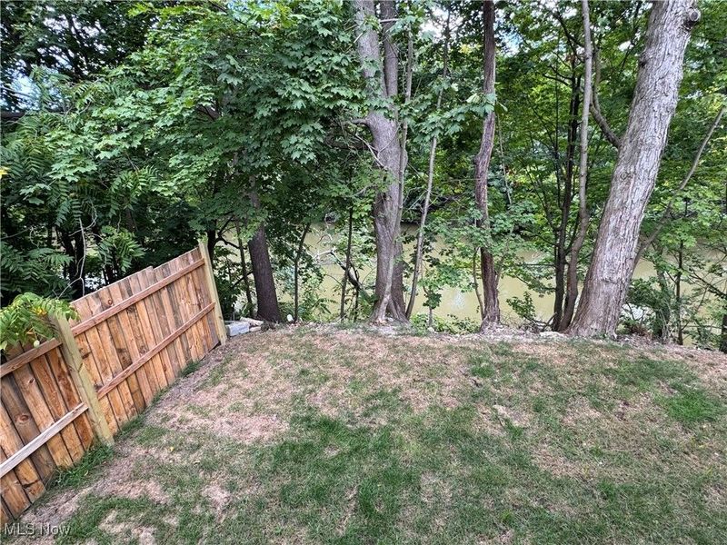 420 East Avenue, Elyria, OH 44035 Photo 21