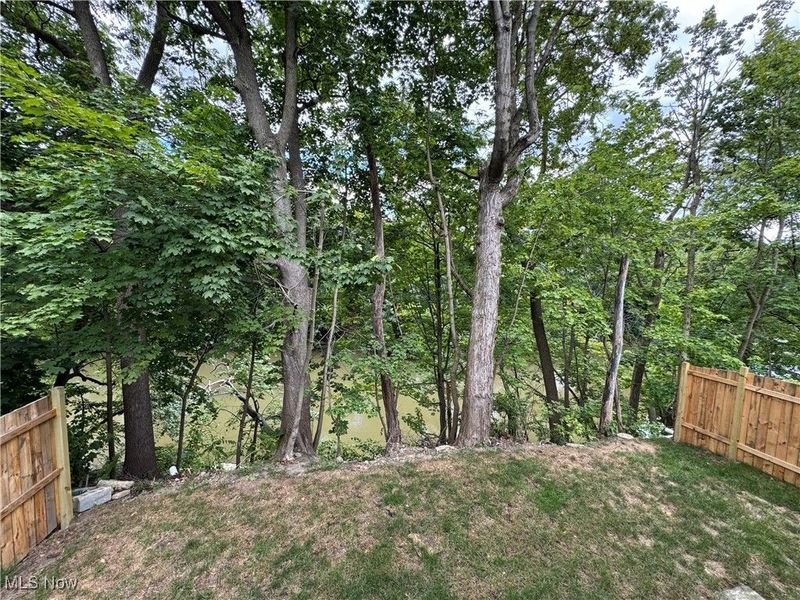 420 East Avenue, Elyria, OH 44035 Photo 22