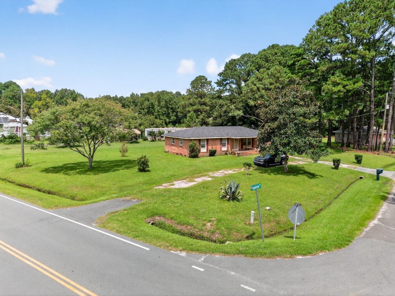 3406 Old Pond Road Photo 14