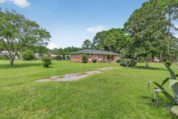 3406 Old Pond Road photo 4