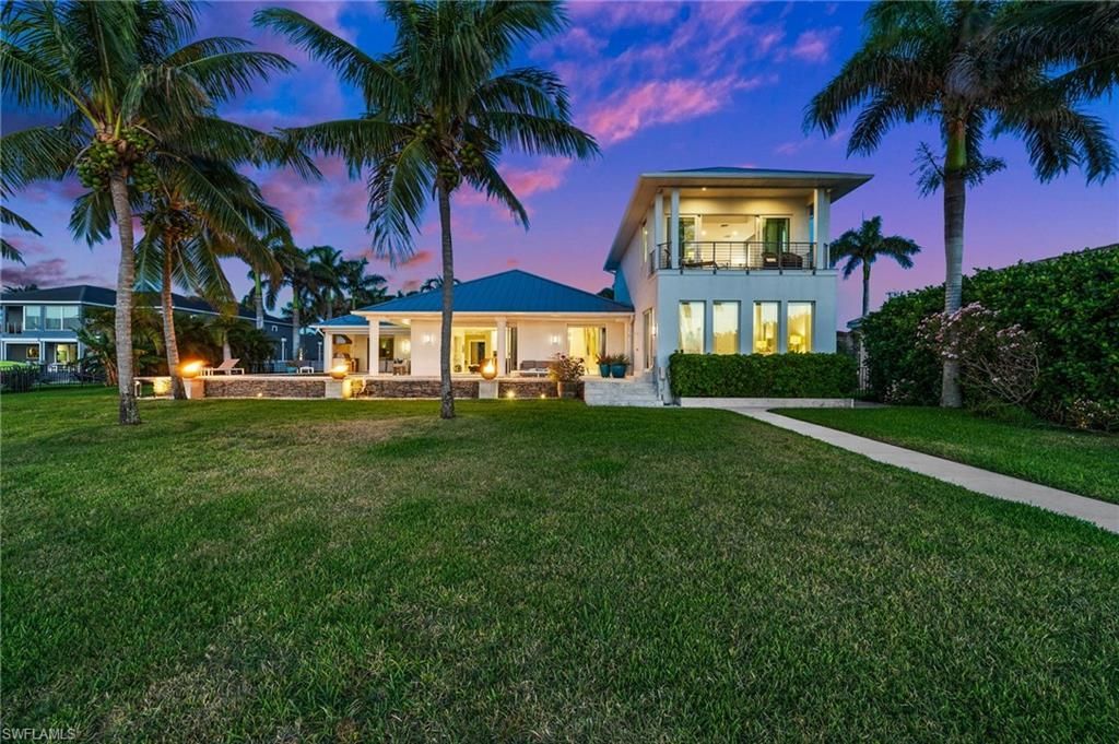 5625 Riverside Dr, Cape Coral, FL 33904 Photo