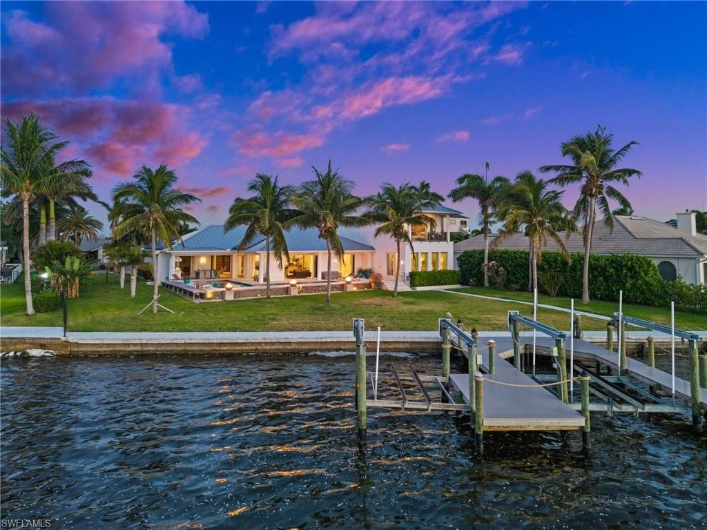 5625 Riverside Dr, Cape Coral, FL 33904 Photo