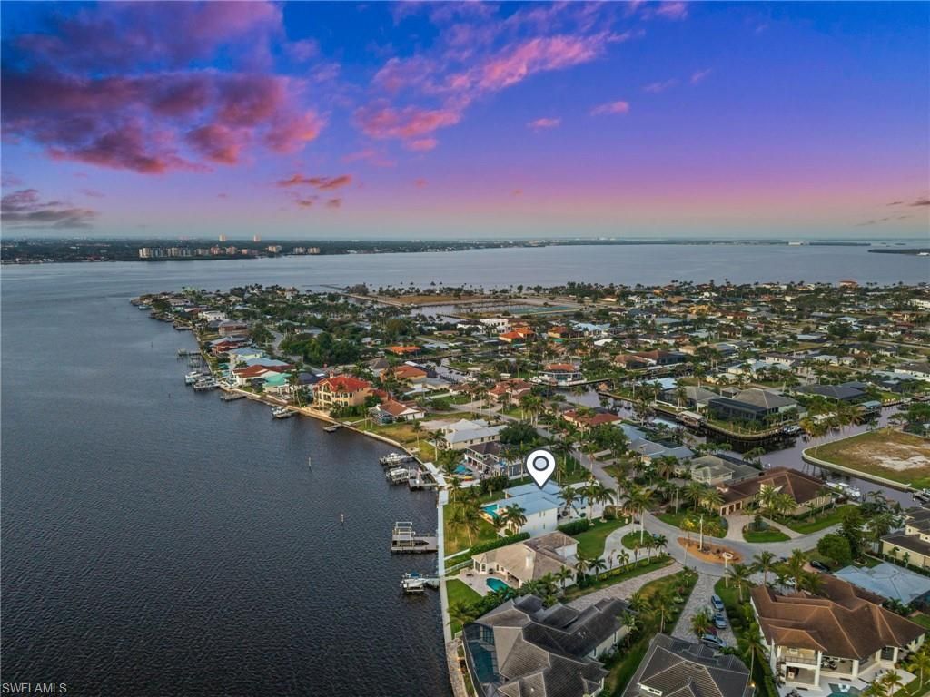 5625 Riverside Dr, Cape Coral, FL 33904 Photo