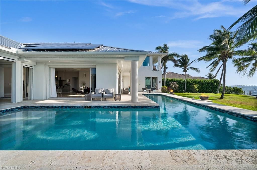 5625 Riverside Dr, Cape Coral, FL 33904 Photo