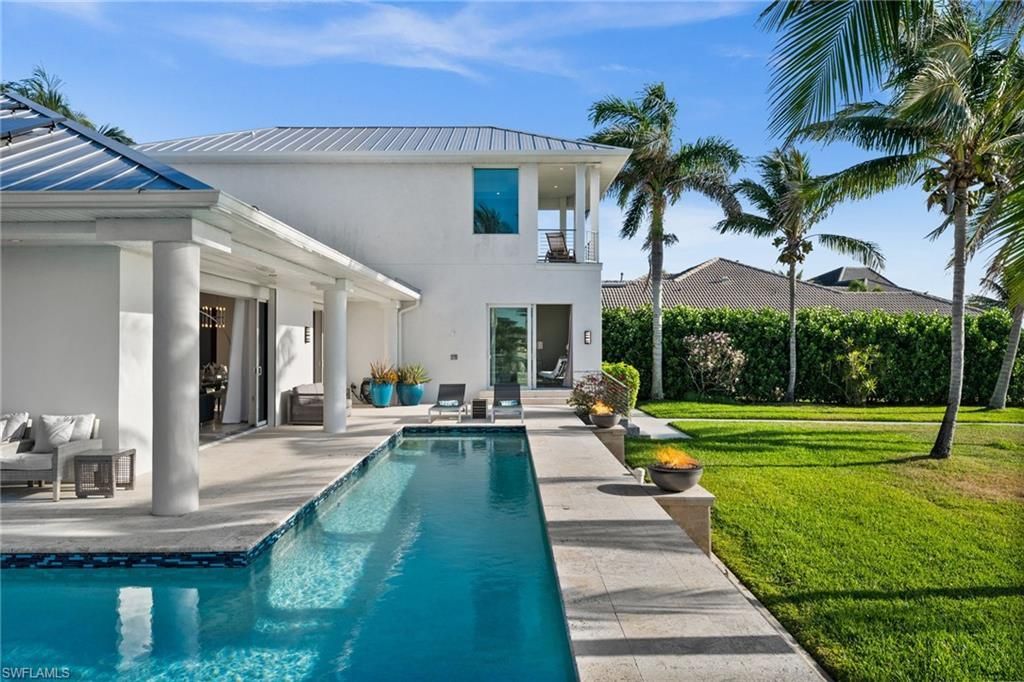 5625 Riverside Dr, Cape Coral, FL 33904 Photo