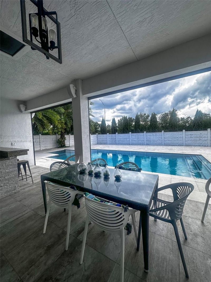 14680 SW 17th St, Miami, FL 33175 Photo