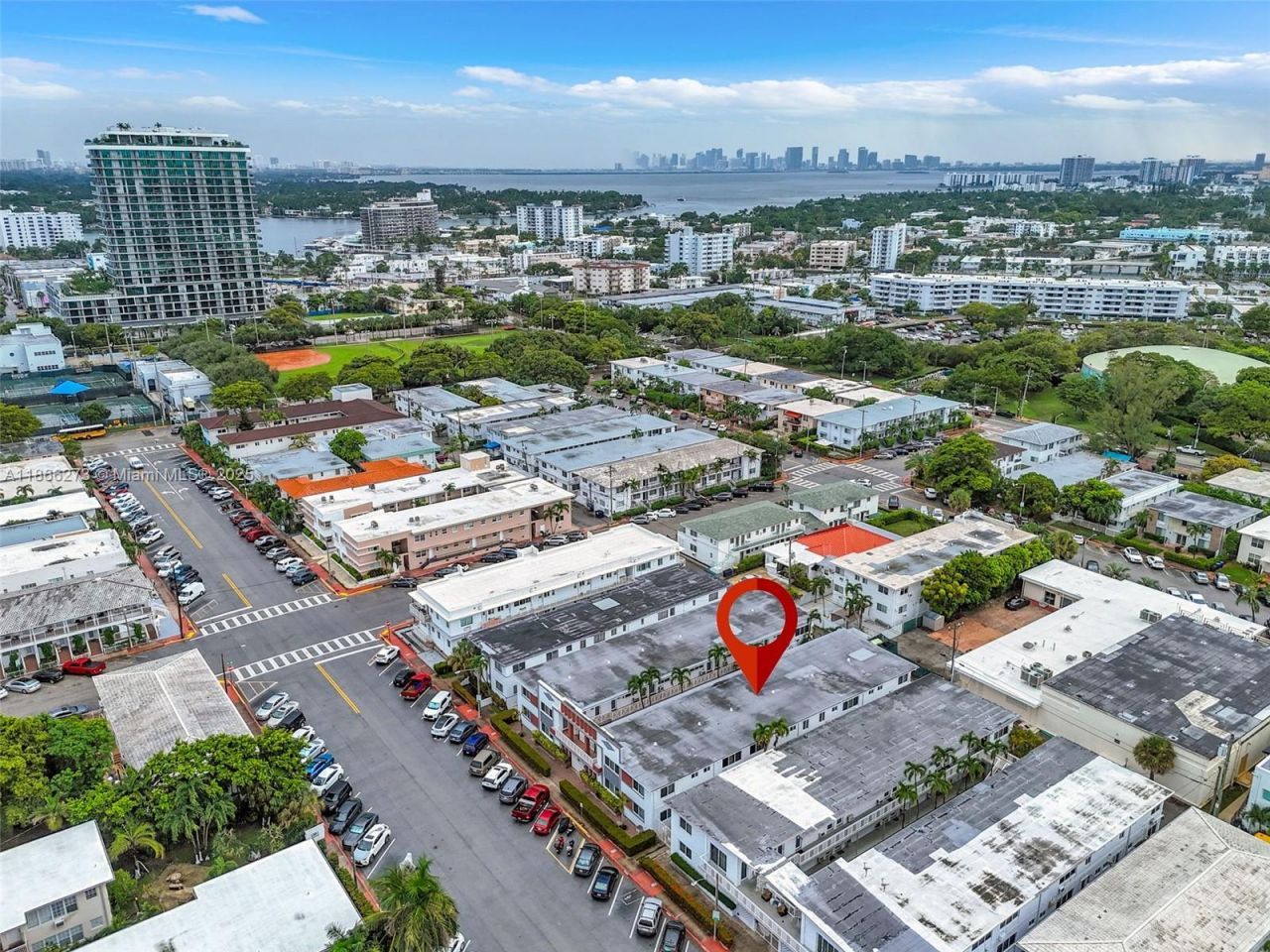 7424 Byron Ave, Unit 2B, Miami Beach, FL 33141 Photo