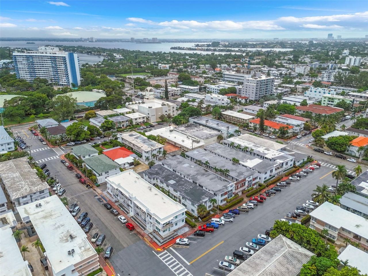 7424 Byron Ave, Unit 2B, Miami Beach, FL 33141 Photo