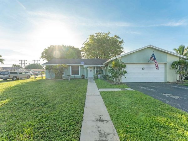 13231 SW 86th St, Miami, FL 33183