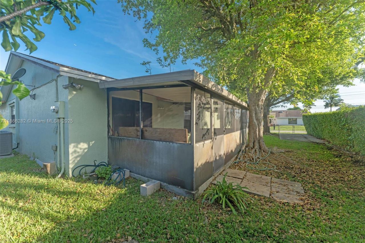 13231 SW 86th St, Miami, FL 33183 Photo