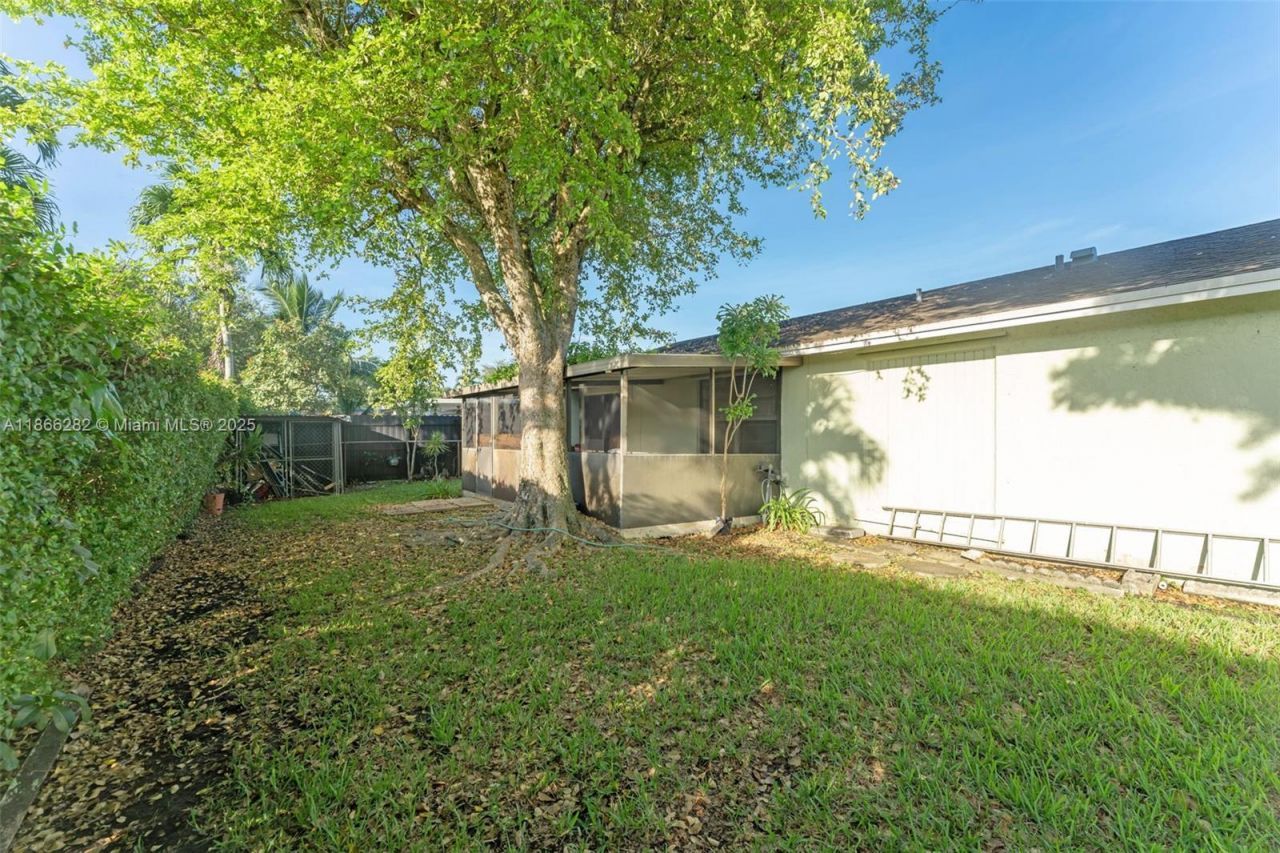 13231 SW 86th St, Miami, FL 33183 Photo