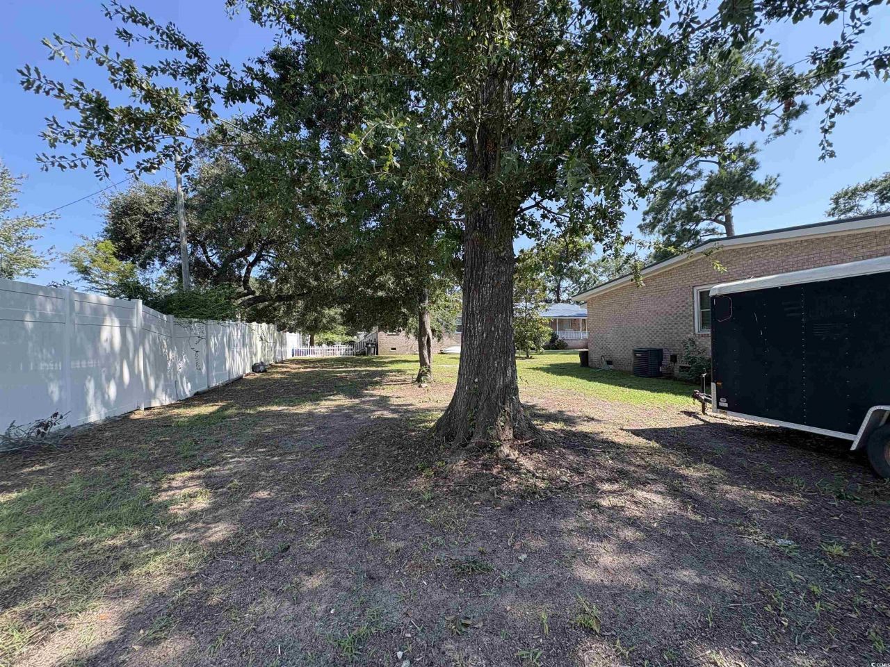 520 & 526 Boundary Ave. Photo 37