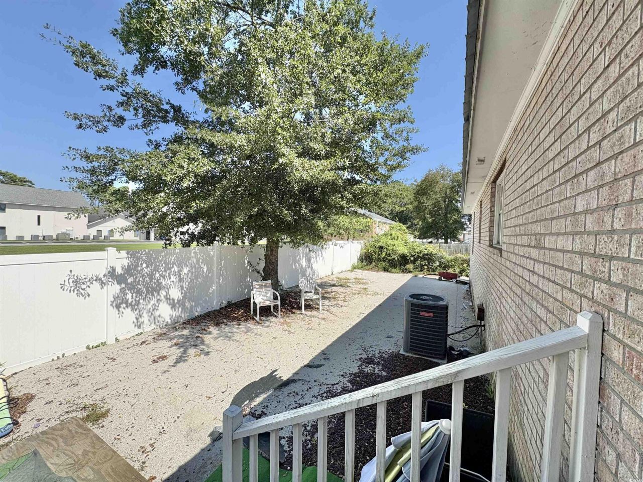 520 & 526 Boundary Ave. Photo 38