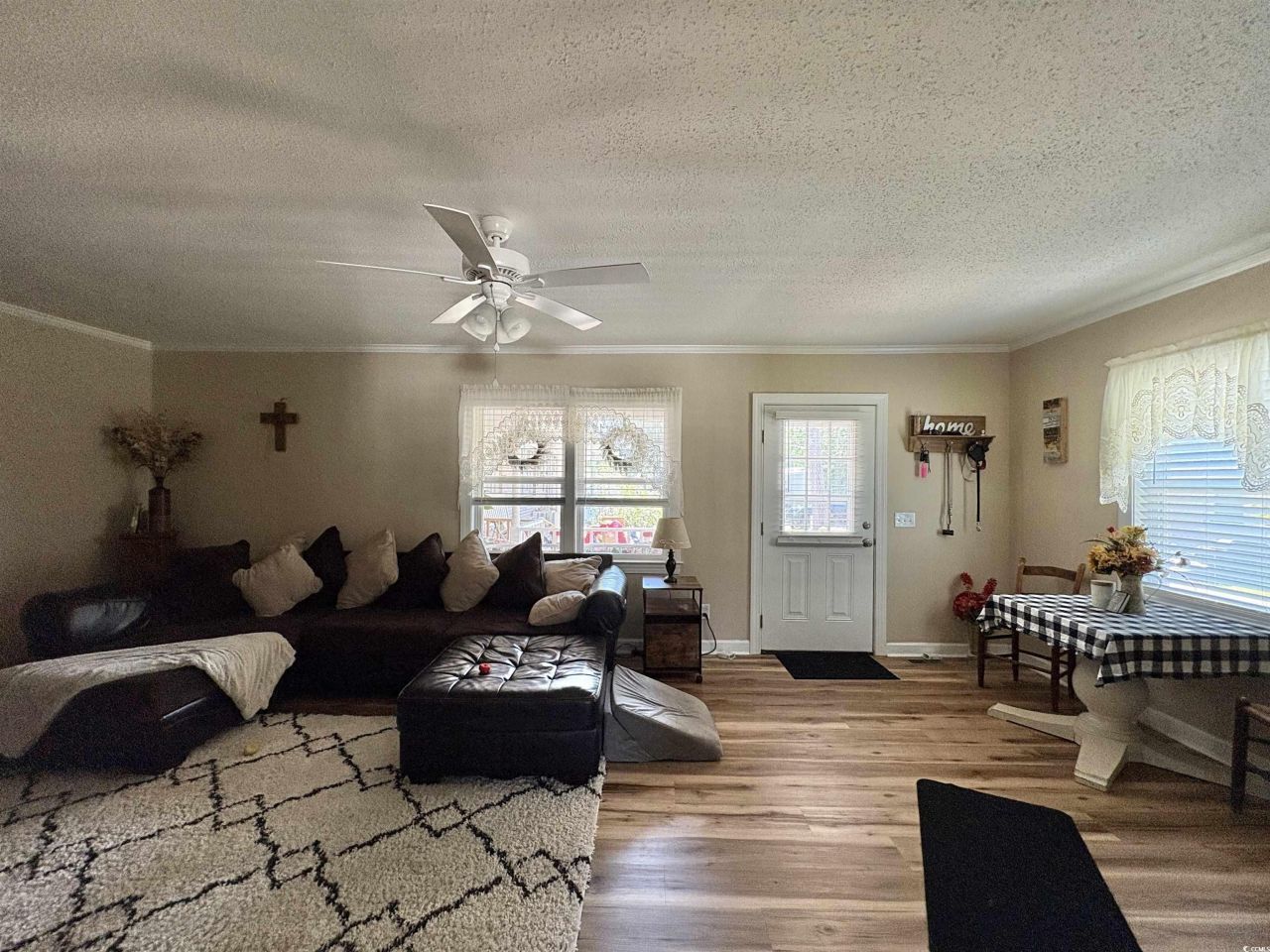 520 & 526 Boundary Ave. Photo 7