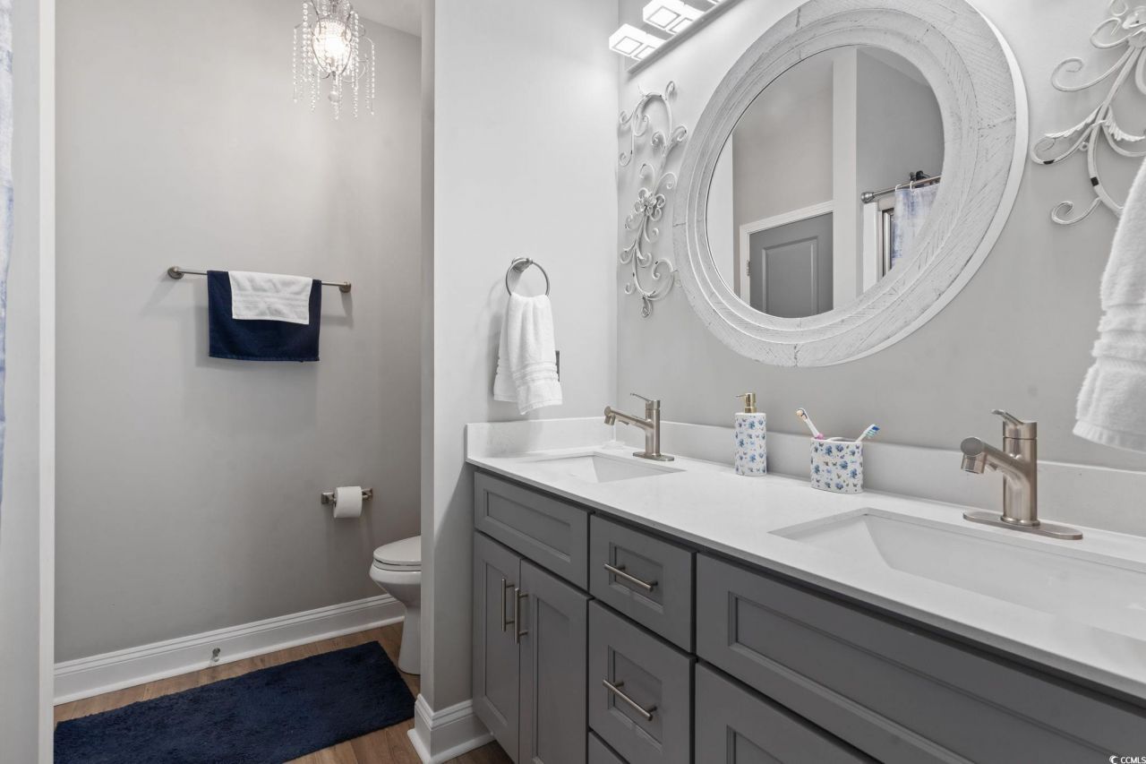 804 Twickenham Loop Photo 16