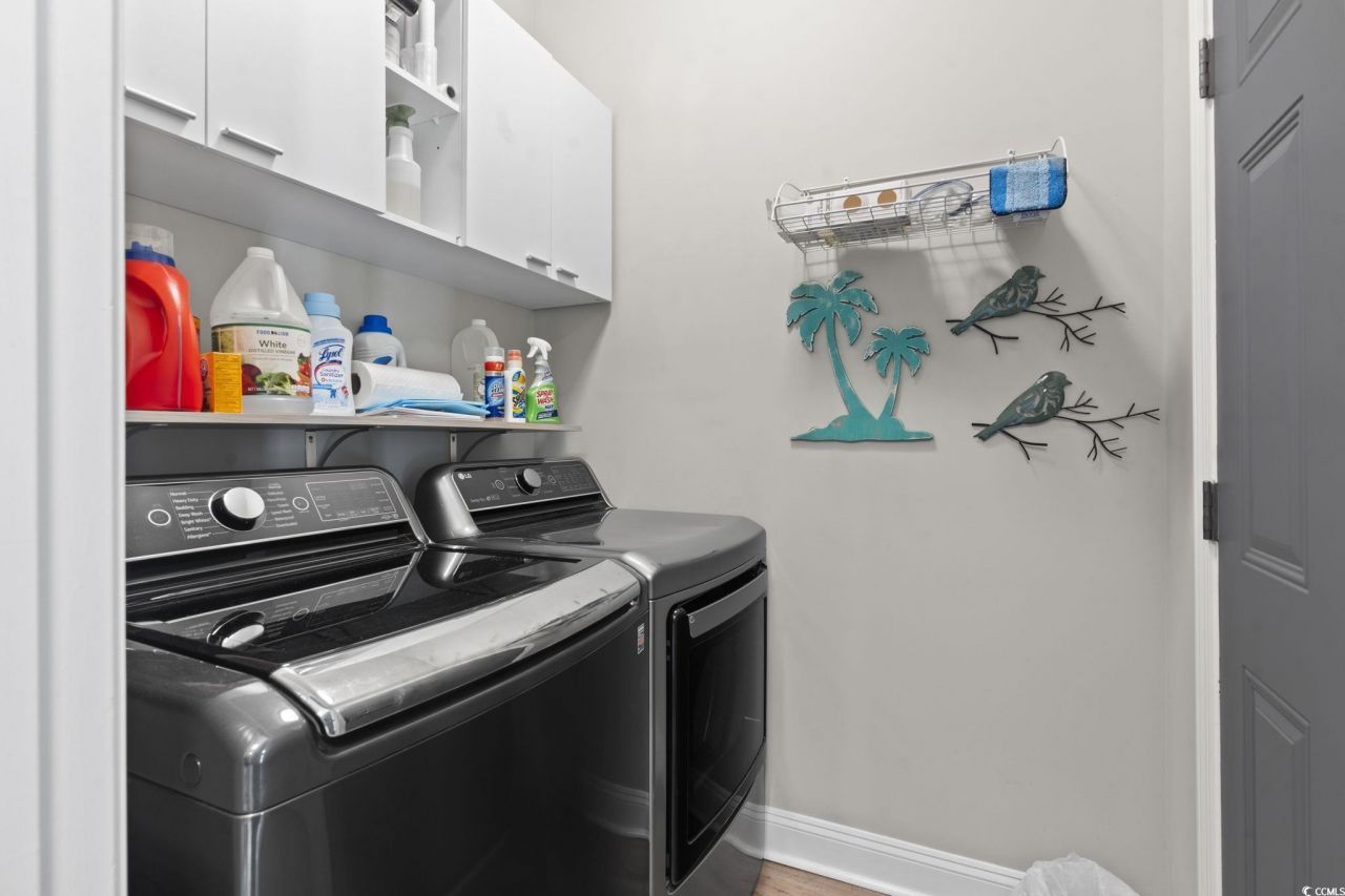 804 Twickenham Loop Photo 20