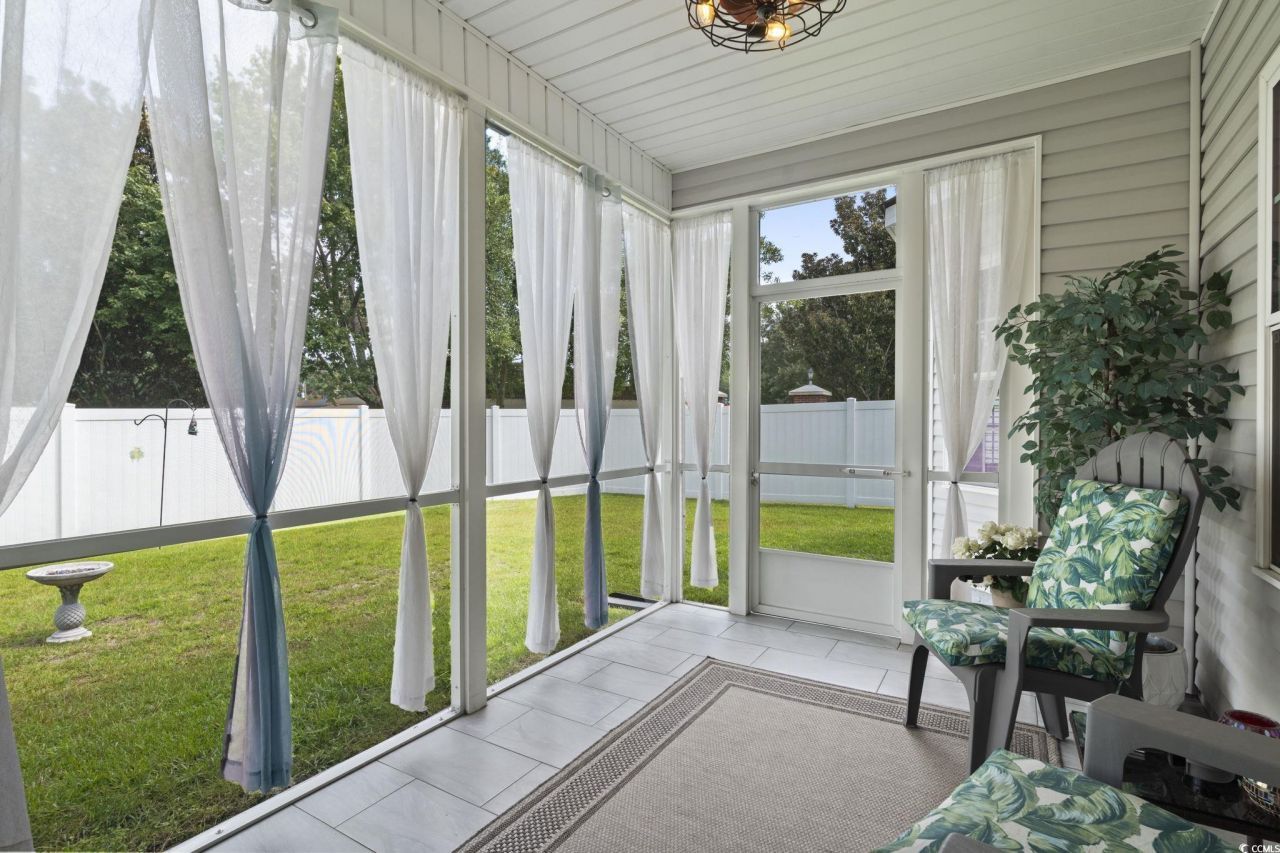 804 Twickenham Loop Photo 22