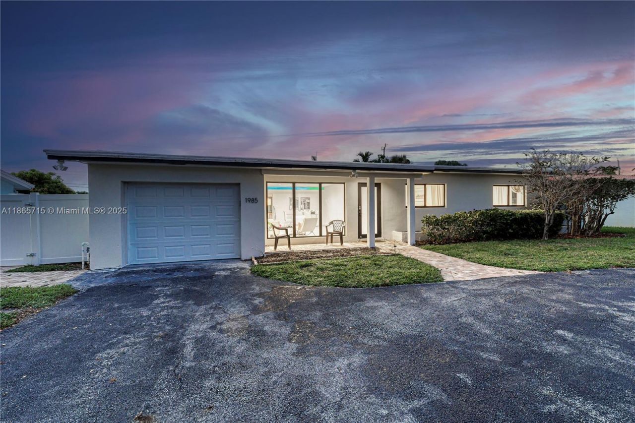 1985 Windward Dr, Lauderdale by the Sea, FL 33062 Photo