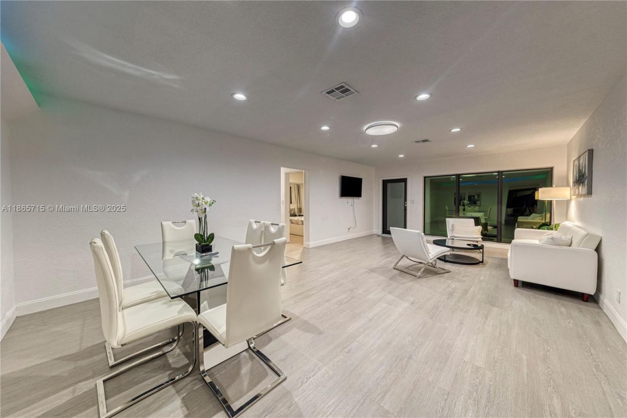 1985 Windward Dr, Lauderdale by the Sea, FL 33062 Photo