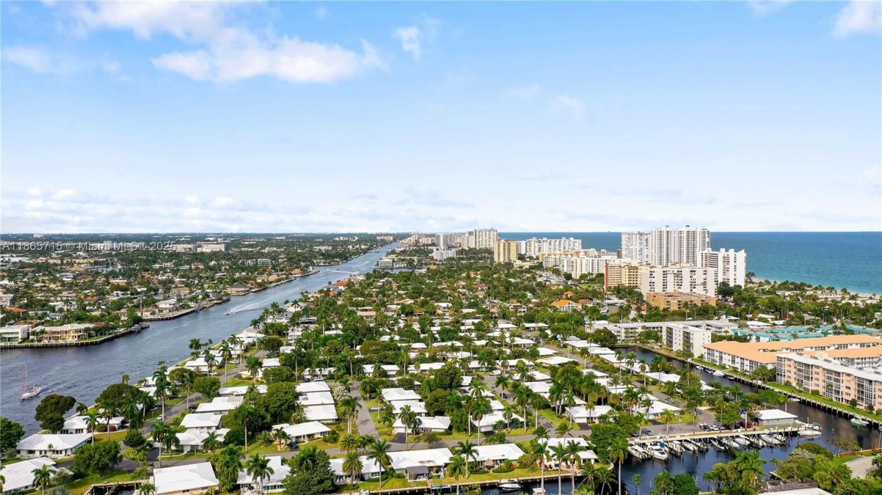 1985 Windward Dr, Lauderdale by the Sea, FL 33062 Photo