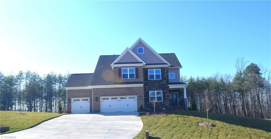 5673 Falkirk Drive, Greensboro, NC 27409 Main Photo