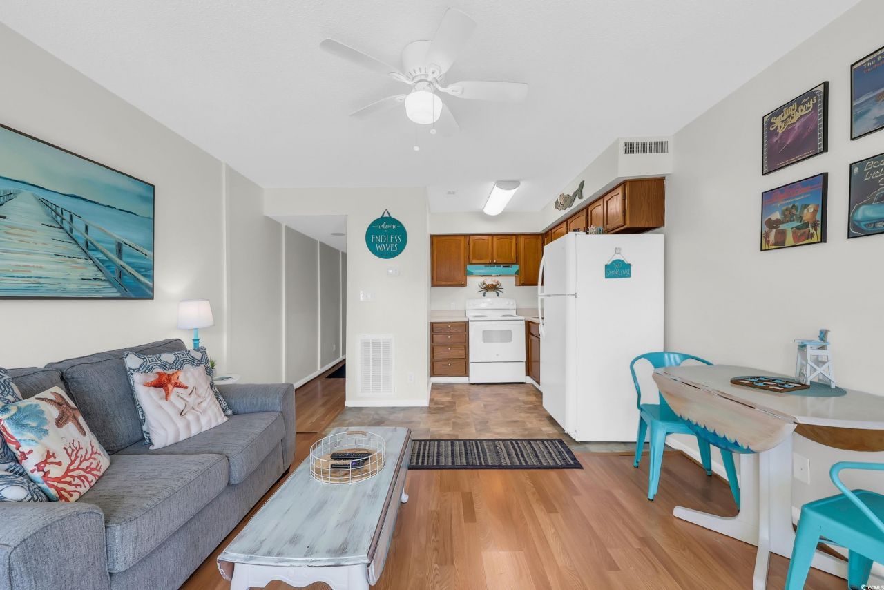 301 N Waccamaw Dr. Photo 9