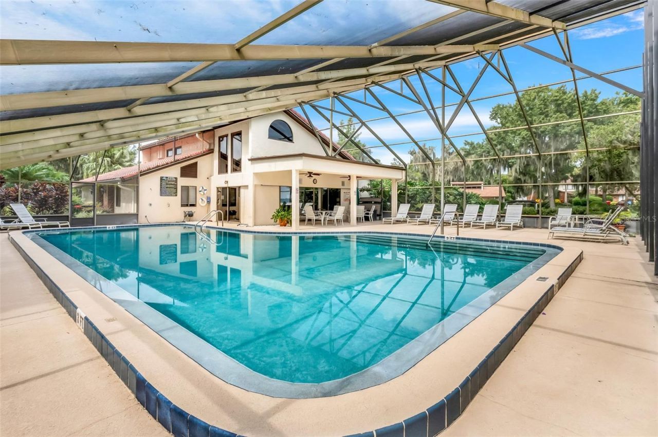 701 Clusterwood Drive, Yalaha, FL 34797 Photo