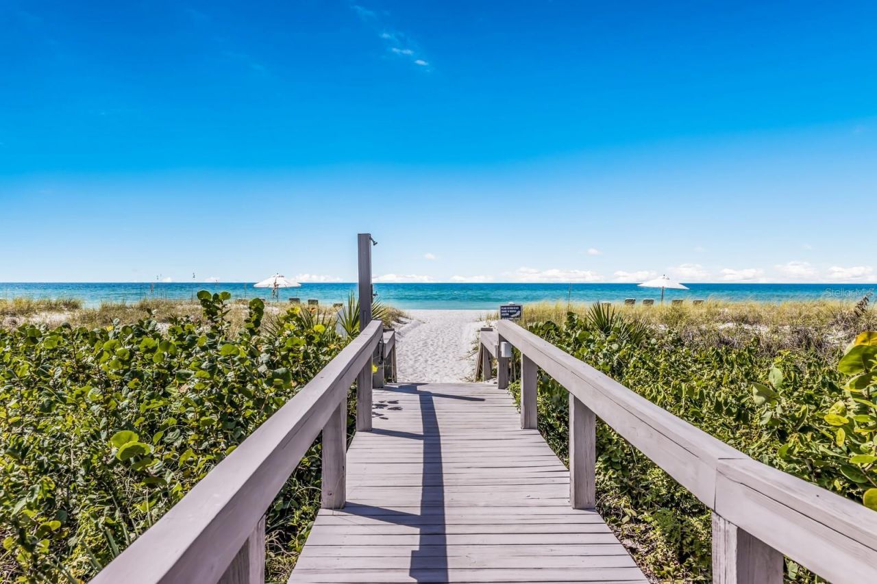 1445 Gulf Of Mexico Drive, Unit 304, Longboat Key, FL 34228 Photo