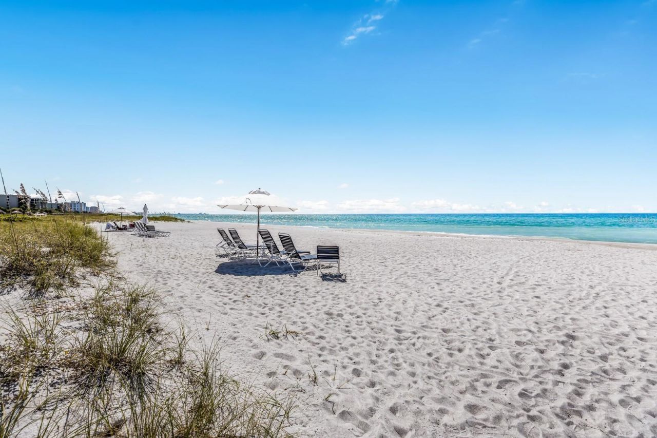 1445 Gulf Of Mexico Drive, Unit 304, Longboat Key, FL 34228 Photo