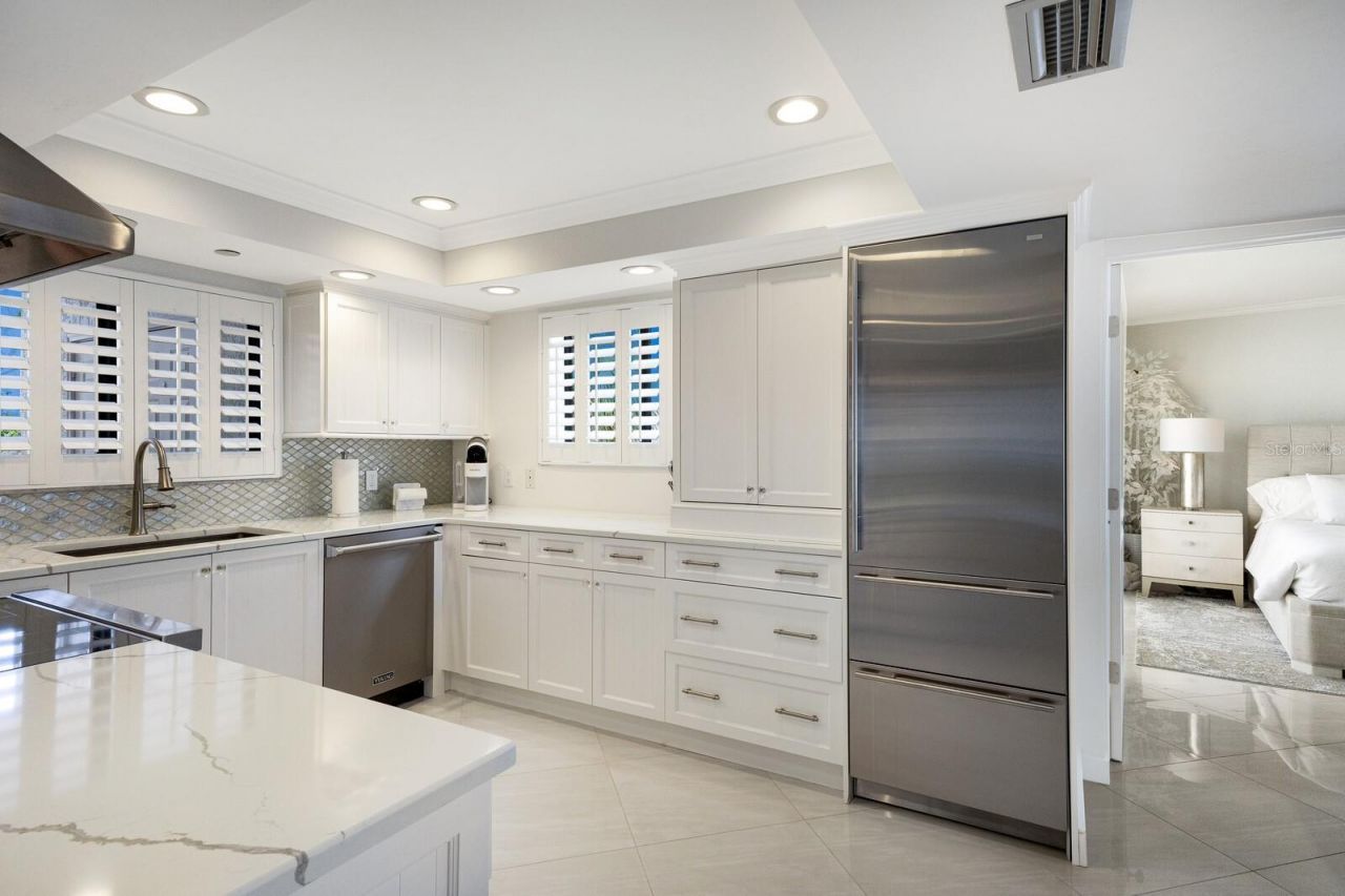 1445 Gulf Of Mexico Drive, Unit 304, Longboat Key, FL 34228 Photo