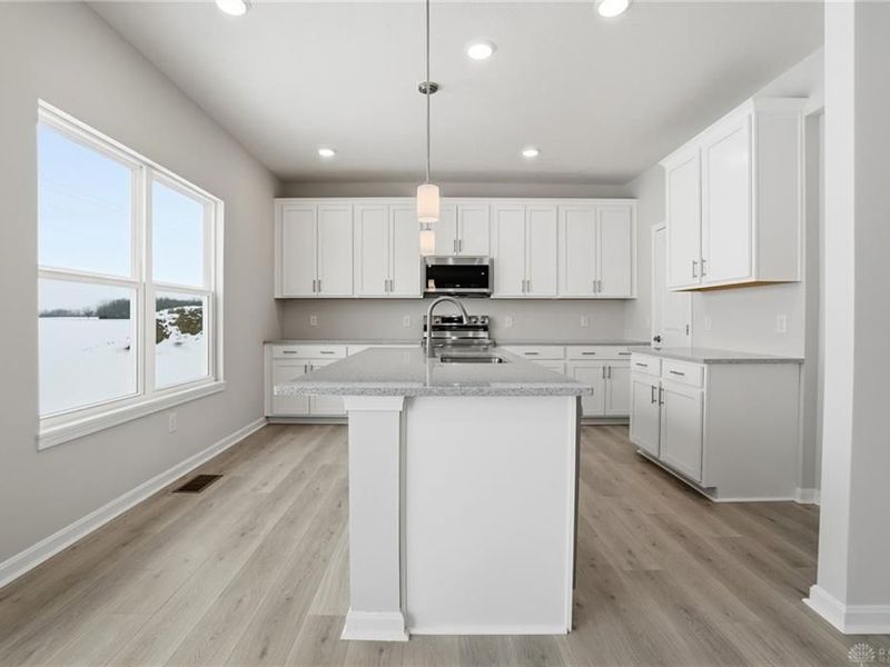 514 Red Maple Lane, Wilmington, OH 54177 Photo 20