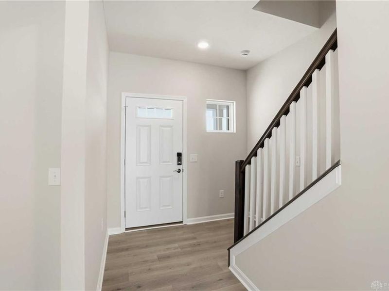 514 Red Maple Lane, Wilmington, OH 54177 Photo 4