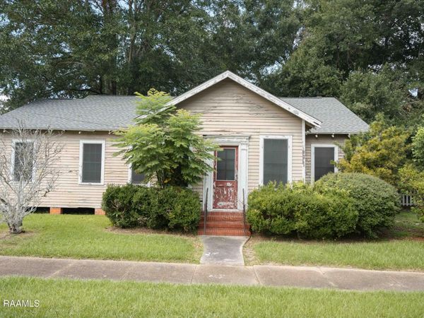 709 E Lafayette Street, Abbeville, LA 70510