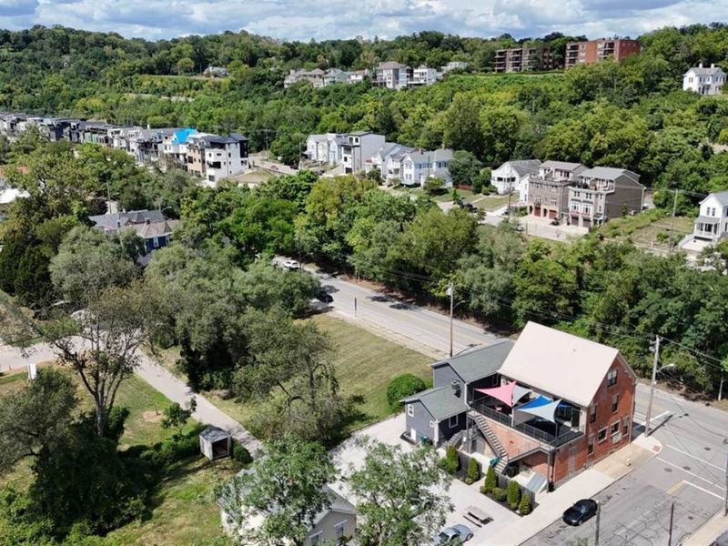 3219 Riverside Drive, Cincinnati, OH 45226 Photo 6