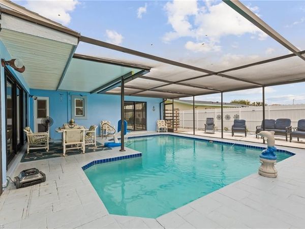 2705 SE 18th PL, CAPE CORAL, FL 33904