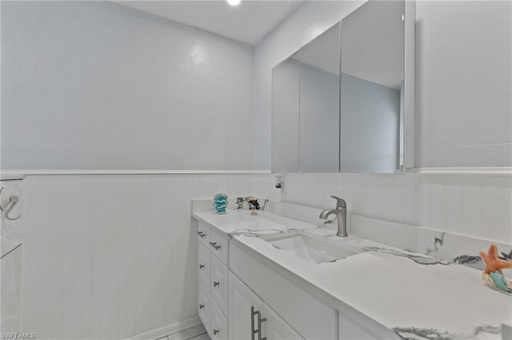 2705 SE 18th Pl, Cape Coral, FL 33904 Photo