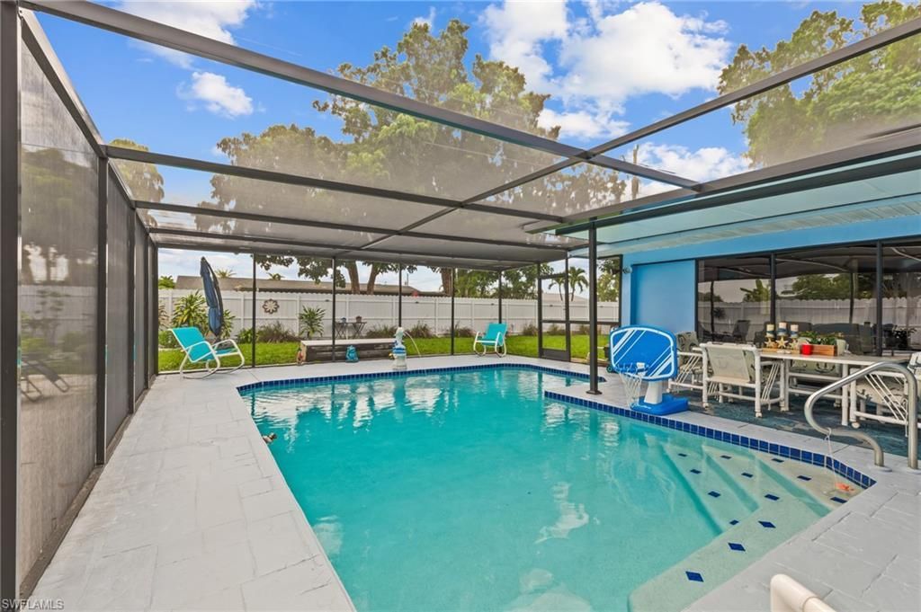 2705 SE 18th Pl, Cape Coral, FL 33904 Photo