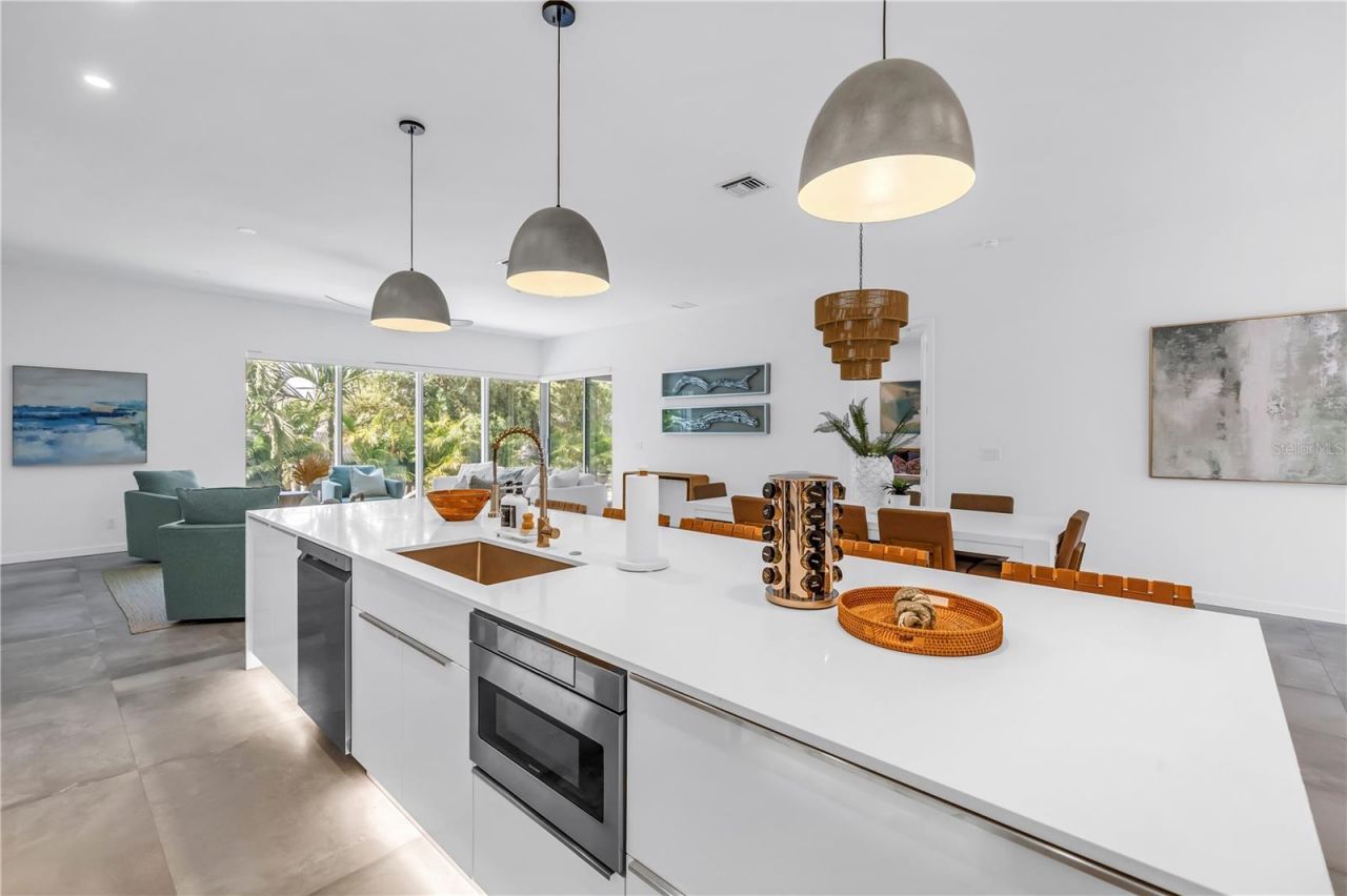 2314 Floyd Street, Sarasota, FL 34239 Photo