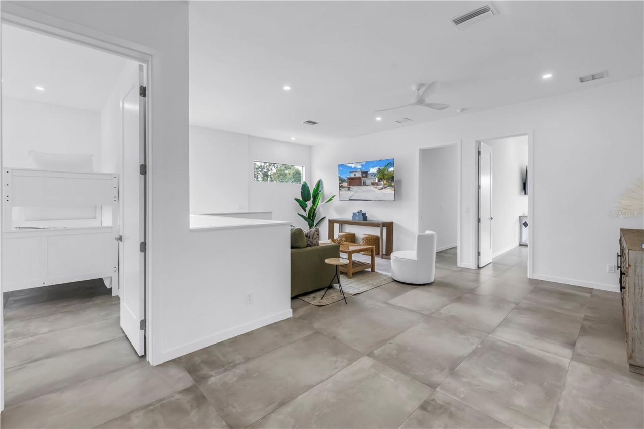 2314 Floyd Street, Sarasota, FL 34239 Photo