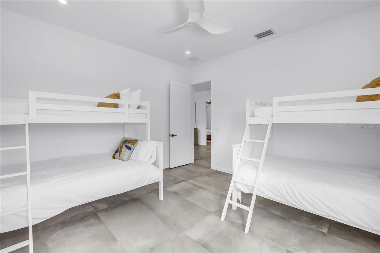 2314 Floyd Street, Sarasota, FL 34239 Photo