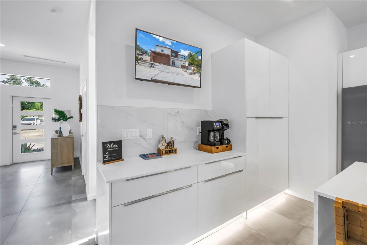 2314 Floyd Street, Sarasota, FL 34239 Photo